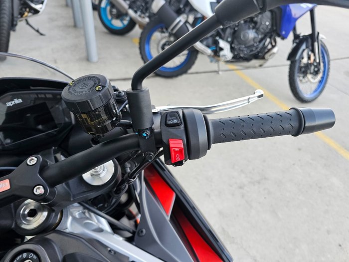 2023 APRILIA TUONO FACTORY Black