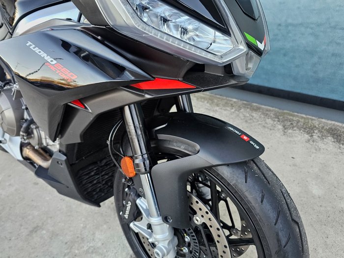 2023 APRILIA TUONO FACTORY Black