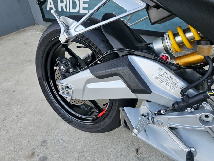 2023 APRILIA TUONO FACTORY Black