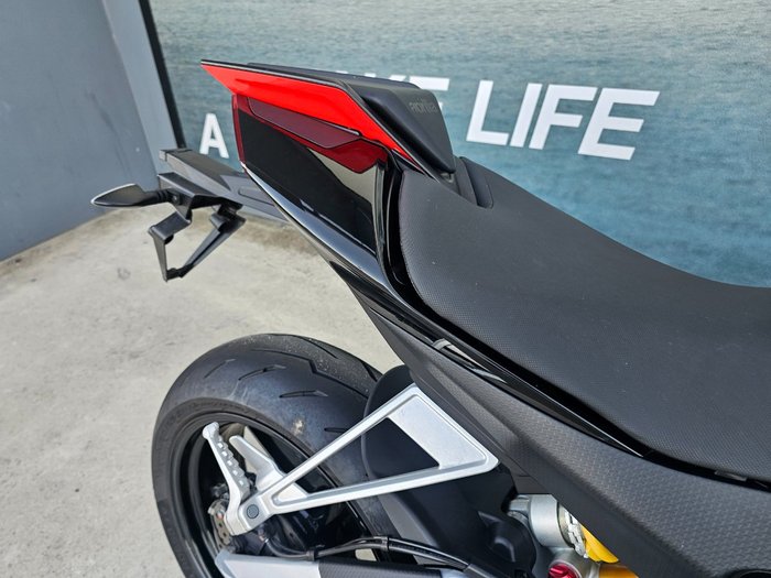 2023 APRILIA TUONO FACTORY Black