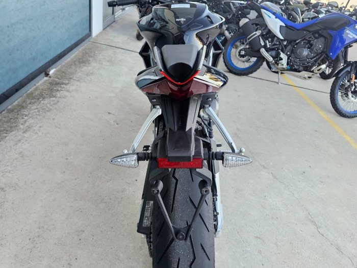 2023 APRILIA TUONO FACTORY Black