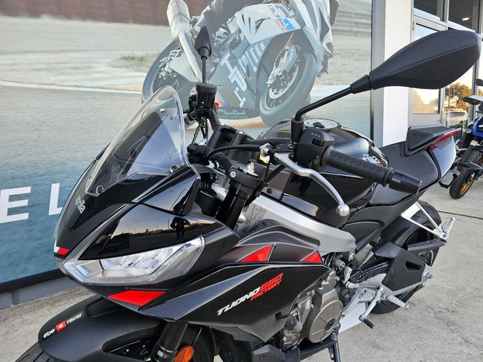 2023 APRILIA TUONO FACTORY Black