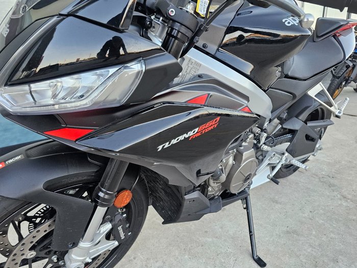 2023 APRILIA TUONO FACTORY Black