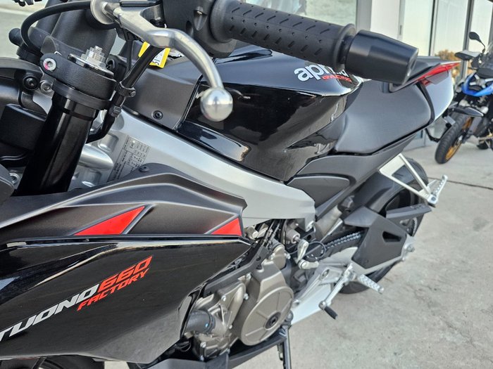 2023 APRILIA TUONO FACTORY Black