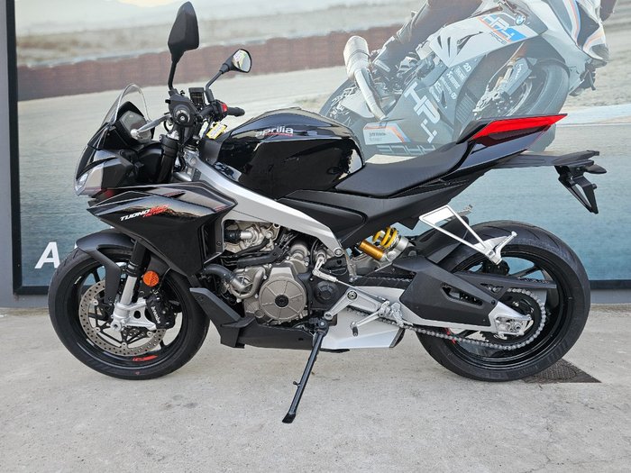 2023 APRILIA TUONO FACTORY Black