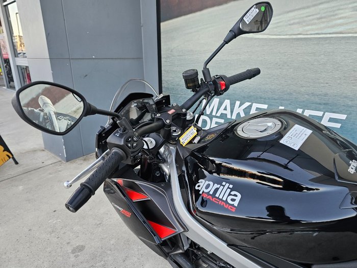 2023 APRILIA TUONO FACTORY Black