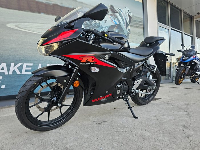 2018 Suzuki GSX-R125A Black