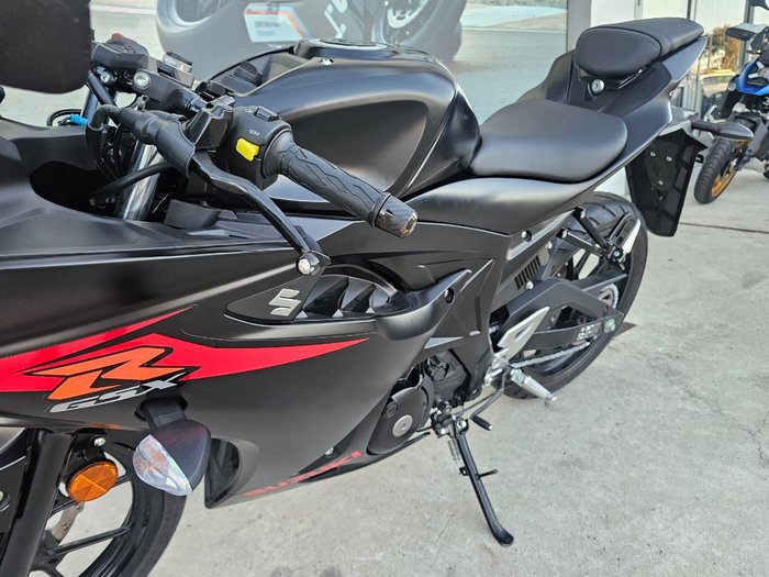 2018 Suzuki GSX-R125A Black