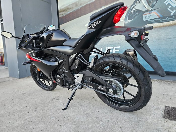 2018 Suzuki GSX-R125A Black