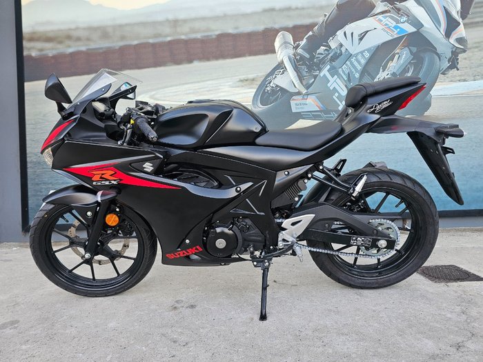2018 Suzuki GSX-R125A Black