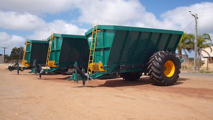 Nufab 22m³ Single Axle Spreader