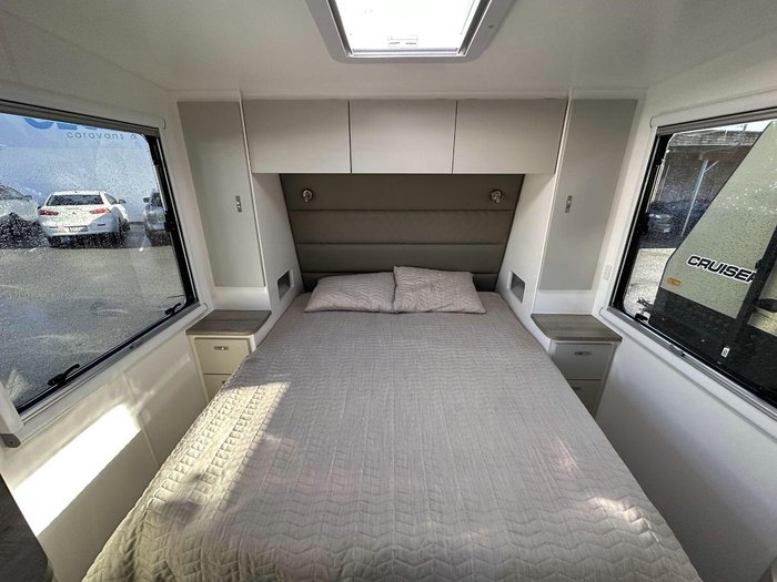 2025 Essential Caravans A Class V1-1 18'8