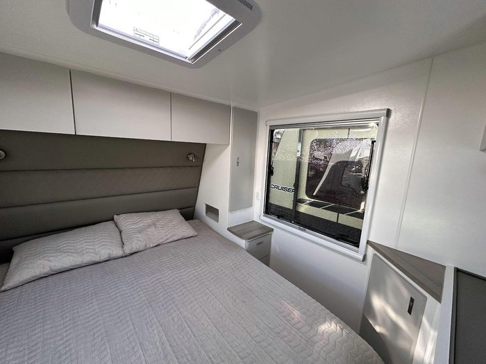 2025 Essential Caravans A Class V1-1 18'8