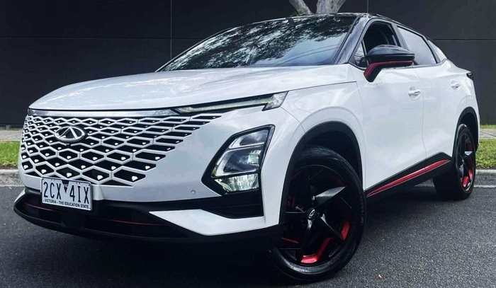 2023 Chery OMODA 5 EX MY23 Lunar White with Red Strike