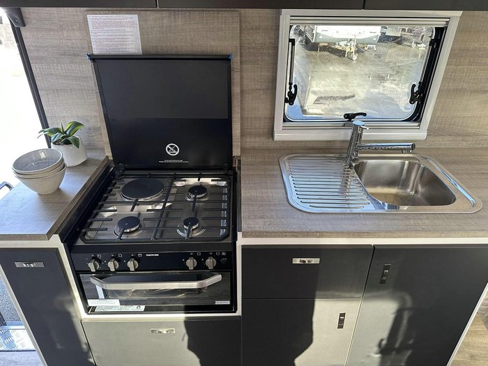 2025 Design RV Getaway V1-1 18'8