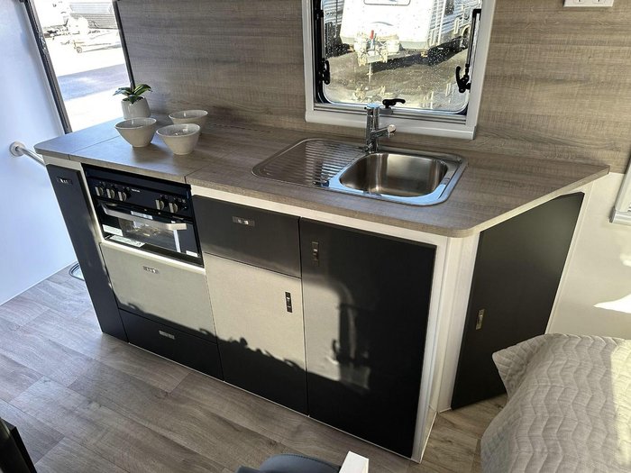 2025 Design RV Getaway V1-1 18'8