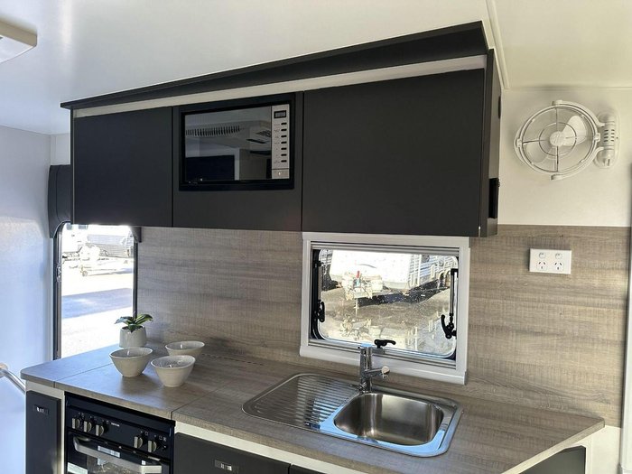 2025 Design RV Getaway V1-1 18'8