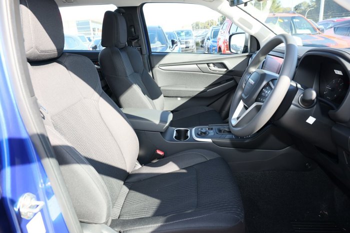 2025 Isuzu MU-X LS-M