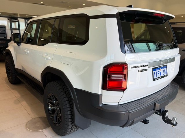 2025 Toyota Prado