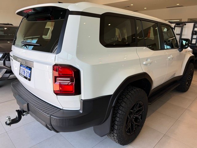 2025 Toyota Prado