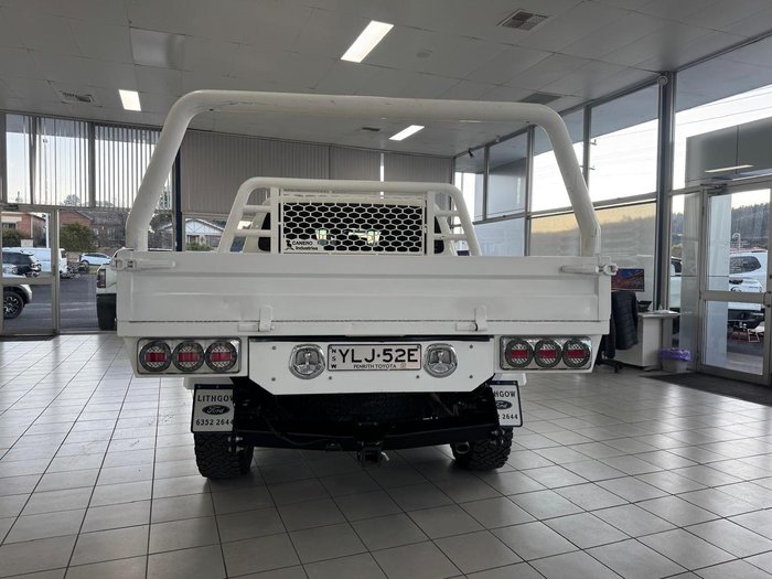 2021 Toyota Hilux SR5