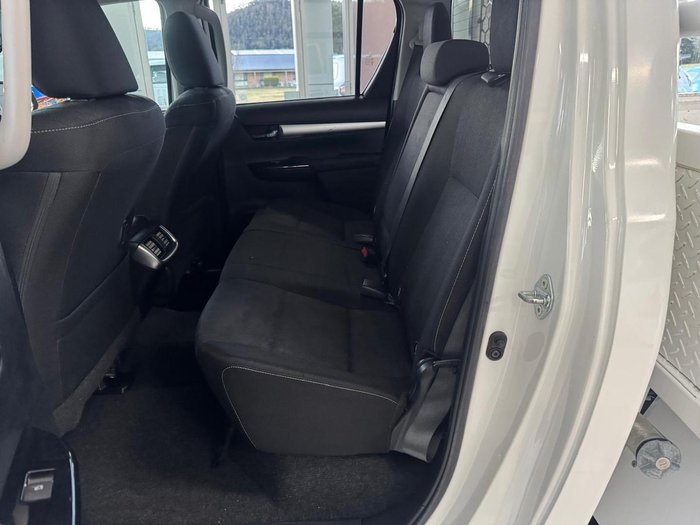2021 Toyota Hilux SR5