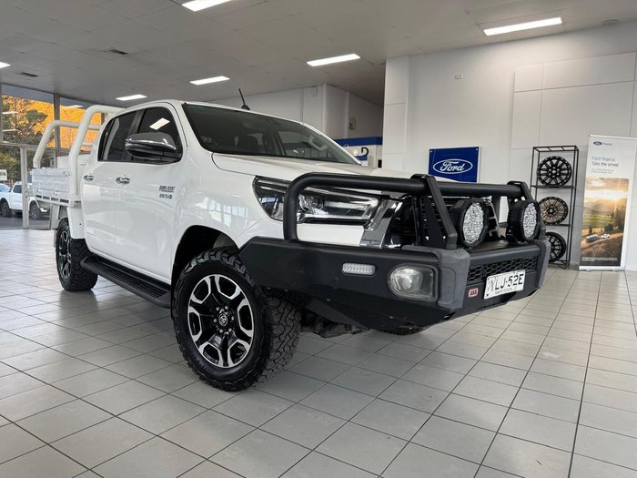 2021 Toyota Hilux SR5