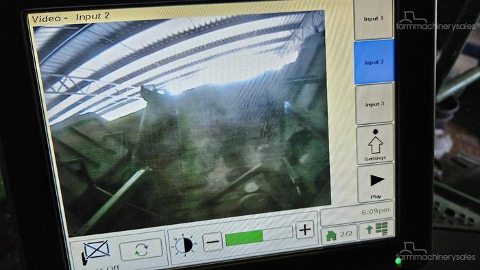 2017 John Deere S680+ 625D Green