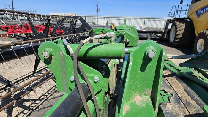 2017 John Deere S680+ 625D Green