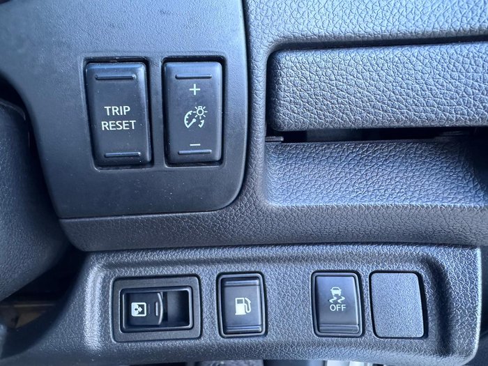 2019 Nissan Navara ST D23 Series 4 4x2 Brilliant Silver