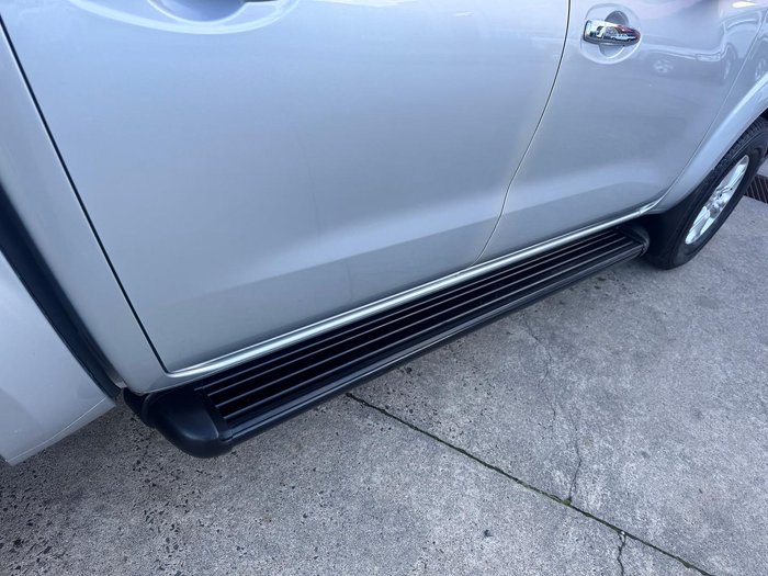 2019 Nissan Navara ST D23 Series 4 4x2 Brilliant Silver