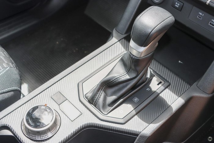 2025 Mitsubishi Triton GLX+