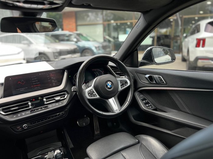 2021 BMW 2 Series 220i M Sport