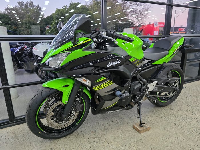 2019 Kawasaki NINJA 650L (LAMS) GREEN