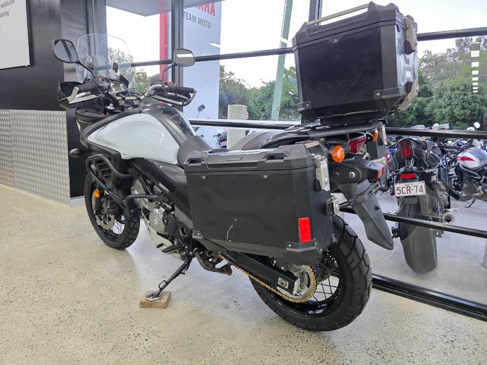 2015 Suzuki V-STROM 650 XT WHITE