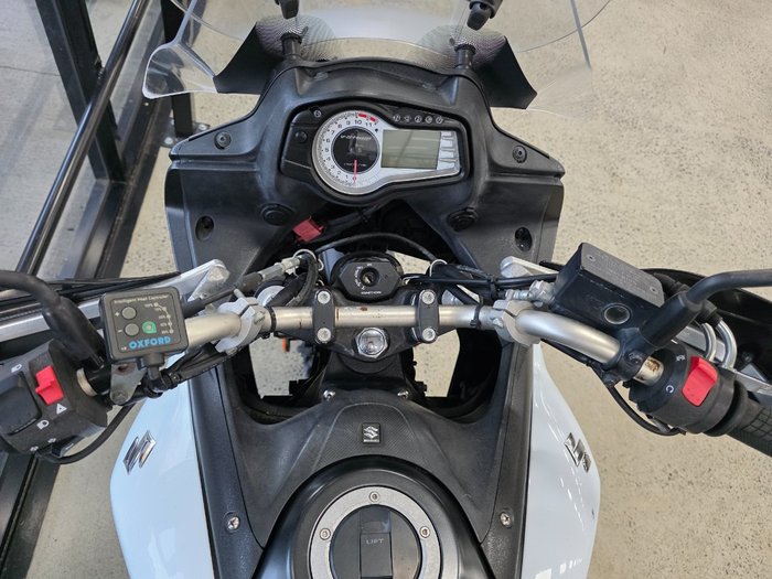 2015 Suzuki V-STROM 650 XT WHITE