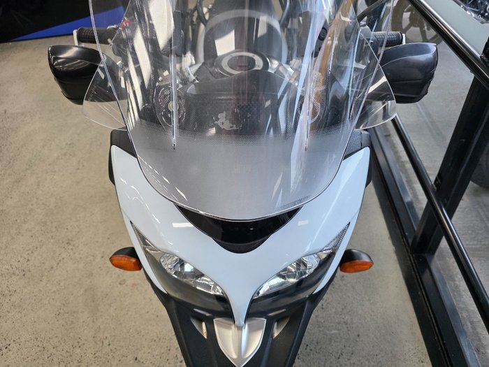 2015 Suzuki V-STROM 650 XT WHITE