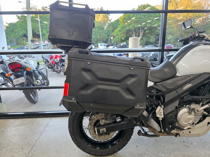 2015 Suzuki V-STROM 650 XT WHITE