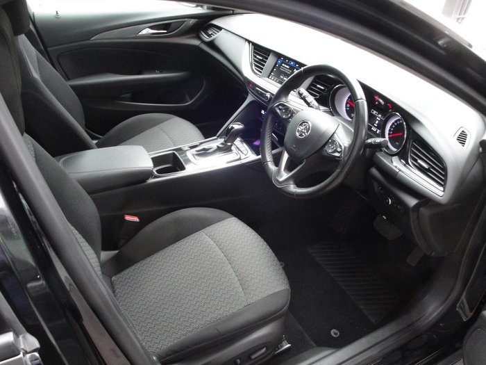 2019 Holden Commodore LT