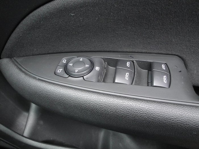 2019 Holden Commodore LT