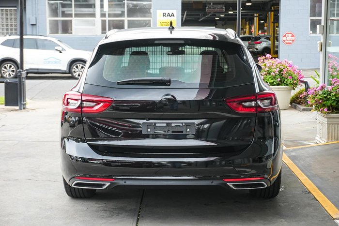 2019 Holden Commodore LT