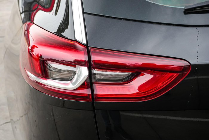 2019 Holden Commodore LT
