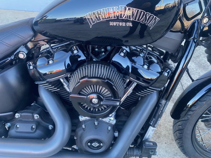 2019 HARLEY-DAVIDSON FXBB STREET BOB (107) Black