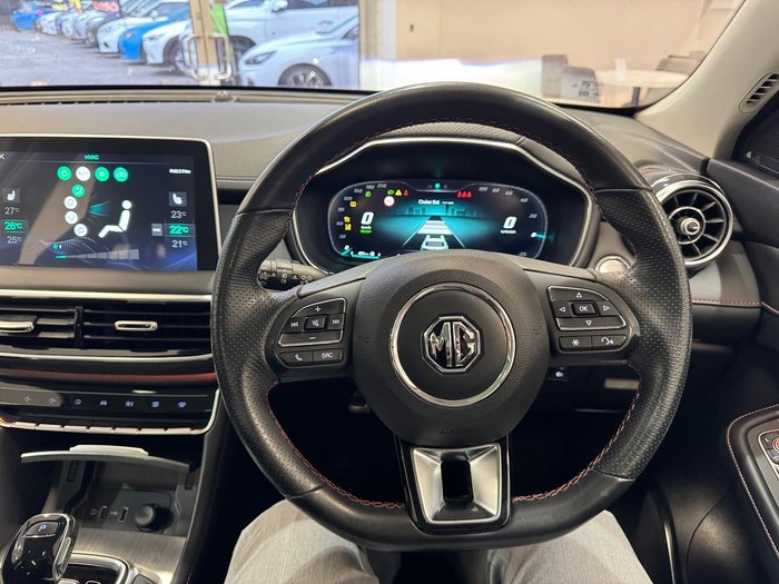 2021 MG HS PHEV Essence