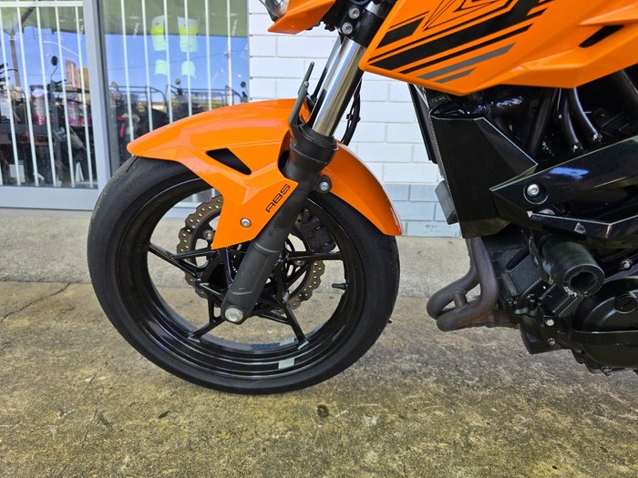 2020 Kawasaki Z400 Orange