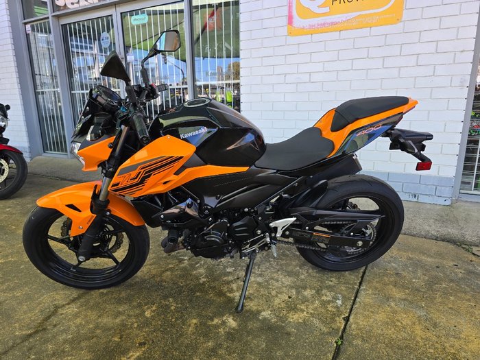 2020 Kawasaki Z400 Orange
