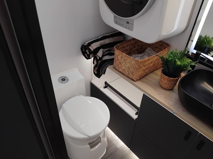 2025 Gold Class Caravans Ac16c Couples Full Off-Road Full Ensuite