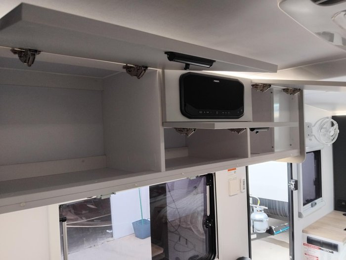 2025 Gold Class Caravans Ac16c Couples Full Off-Road Full Ensuite