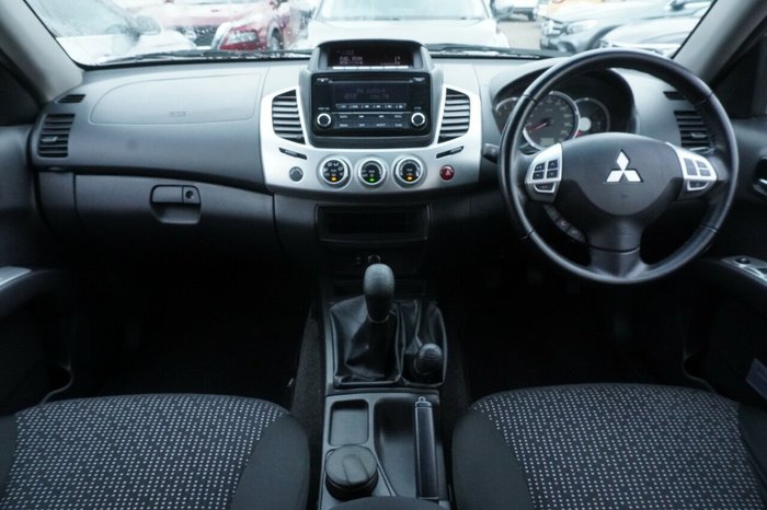 2014 Mitsubishi Triton GLX-R