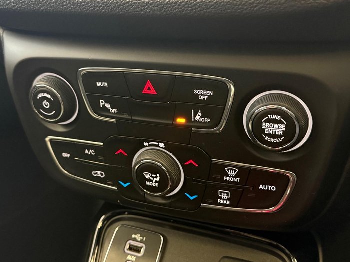2020 Jeep Compass Night Eagle